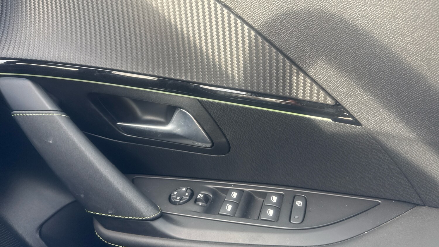 Used Peugeot 208 2022 for sale - 76433796: Photo 22