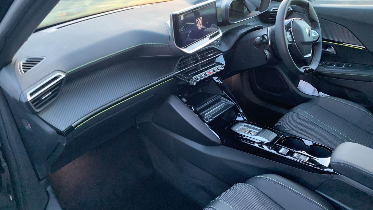 Used Peugeot 2008 2025 for sale - 77121159: Photo 13