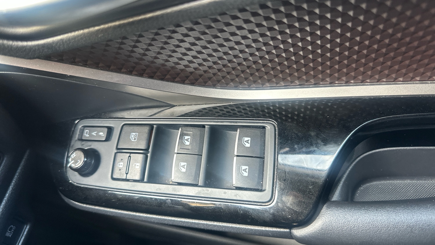 Used Toyota C-HR 2019 for sale - 77659636: Photo 22