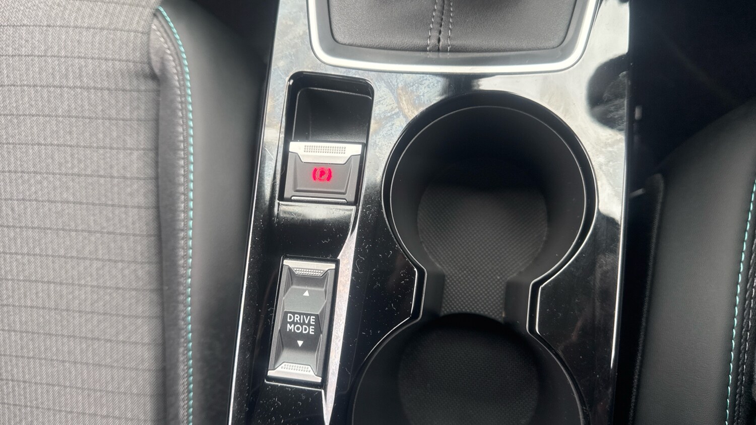 Used Peugeot 208 2022 for sale - 76154042: Photo 21