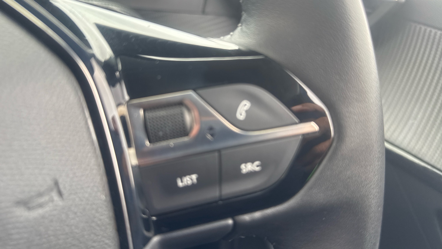 Used Peugeot 208 2022 for sale - 76154042: Photo 24