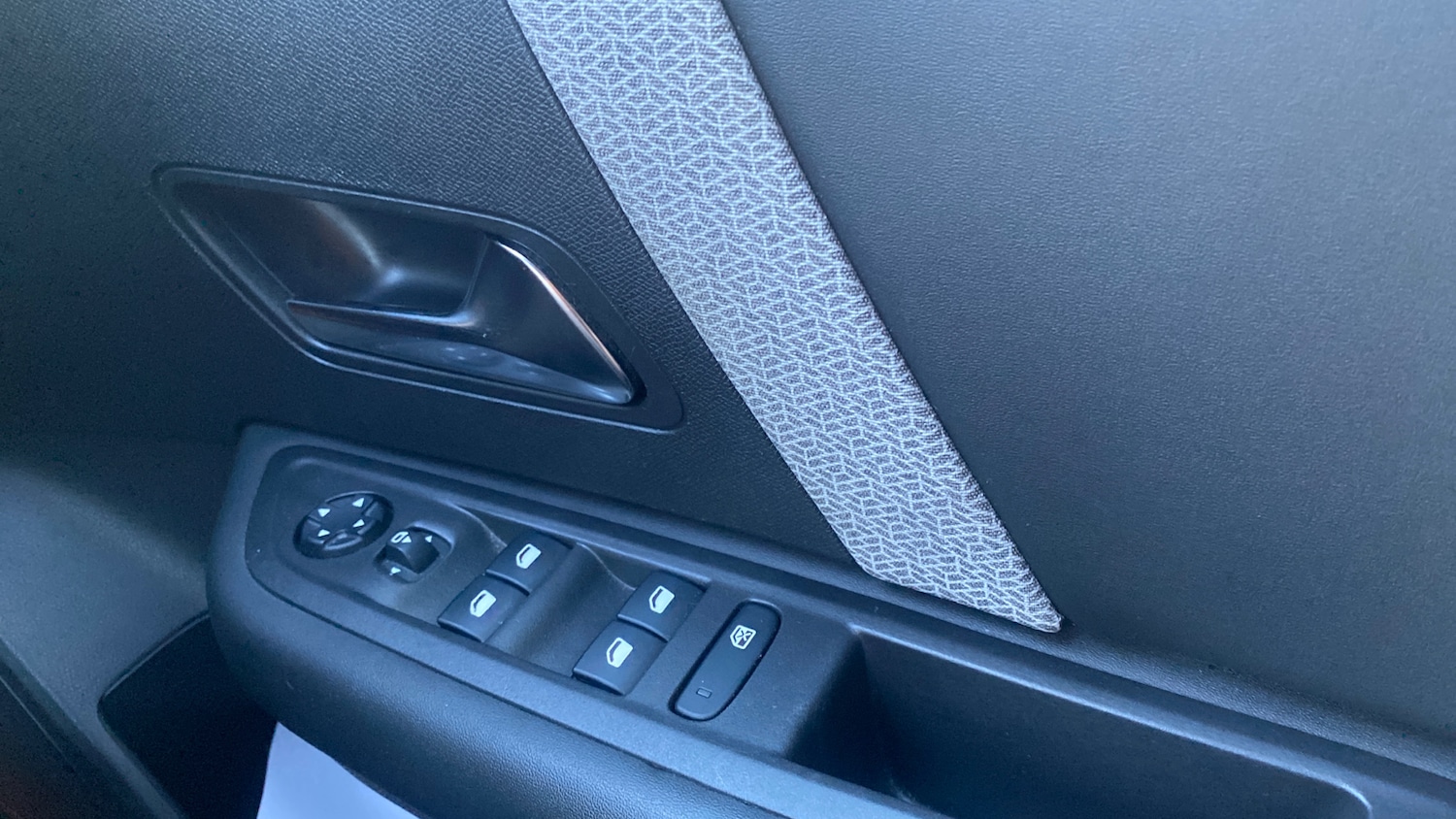 Used Citroen C4 2021 for sale - 76787630: Photo 22