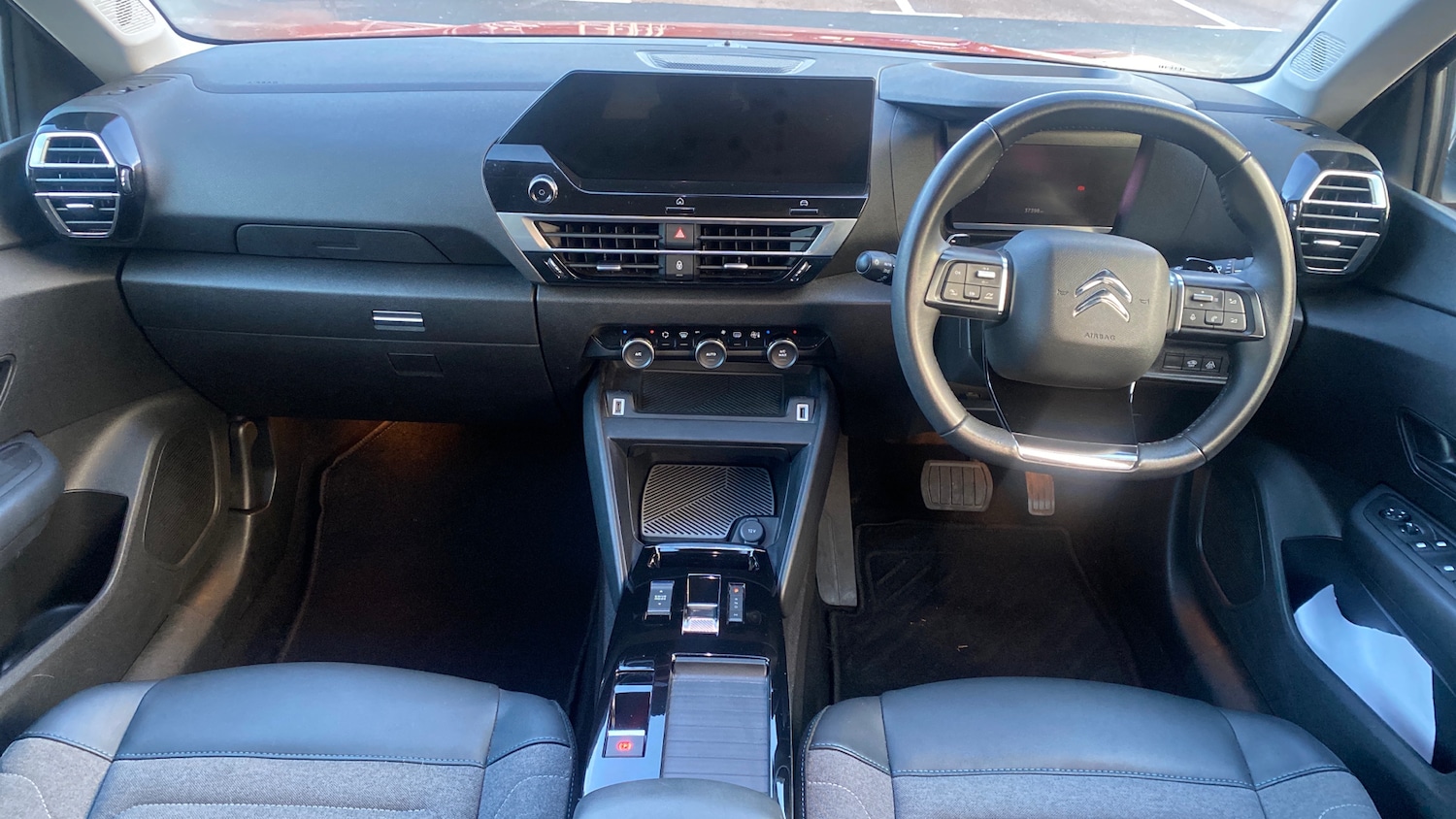 Used Citroen C4 2021 for sale - 76787630: Photo 4