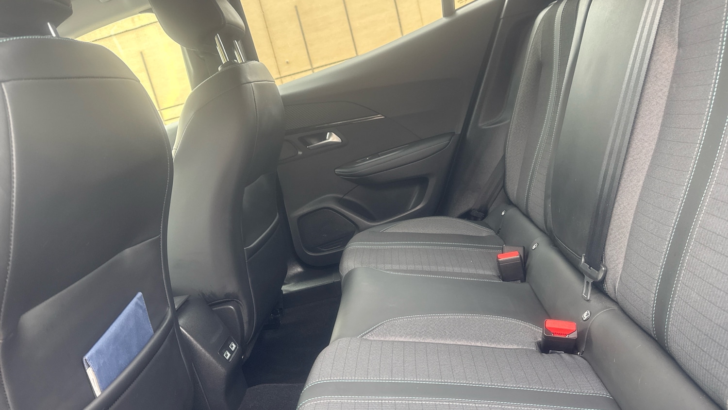 Used Peugeot 2008 2021 for sale - 76043861: Photo 33