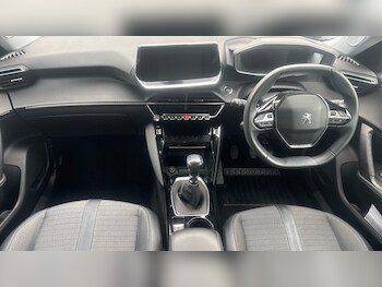 Used Peugeot 2008 2021 for sale - 76043861: Photo