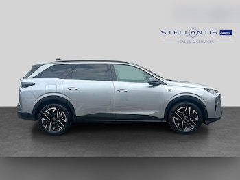 Used Peugeot 5008 2025 for sale - 79338356: Photo