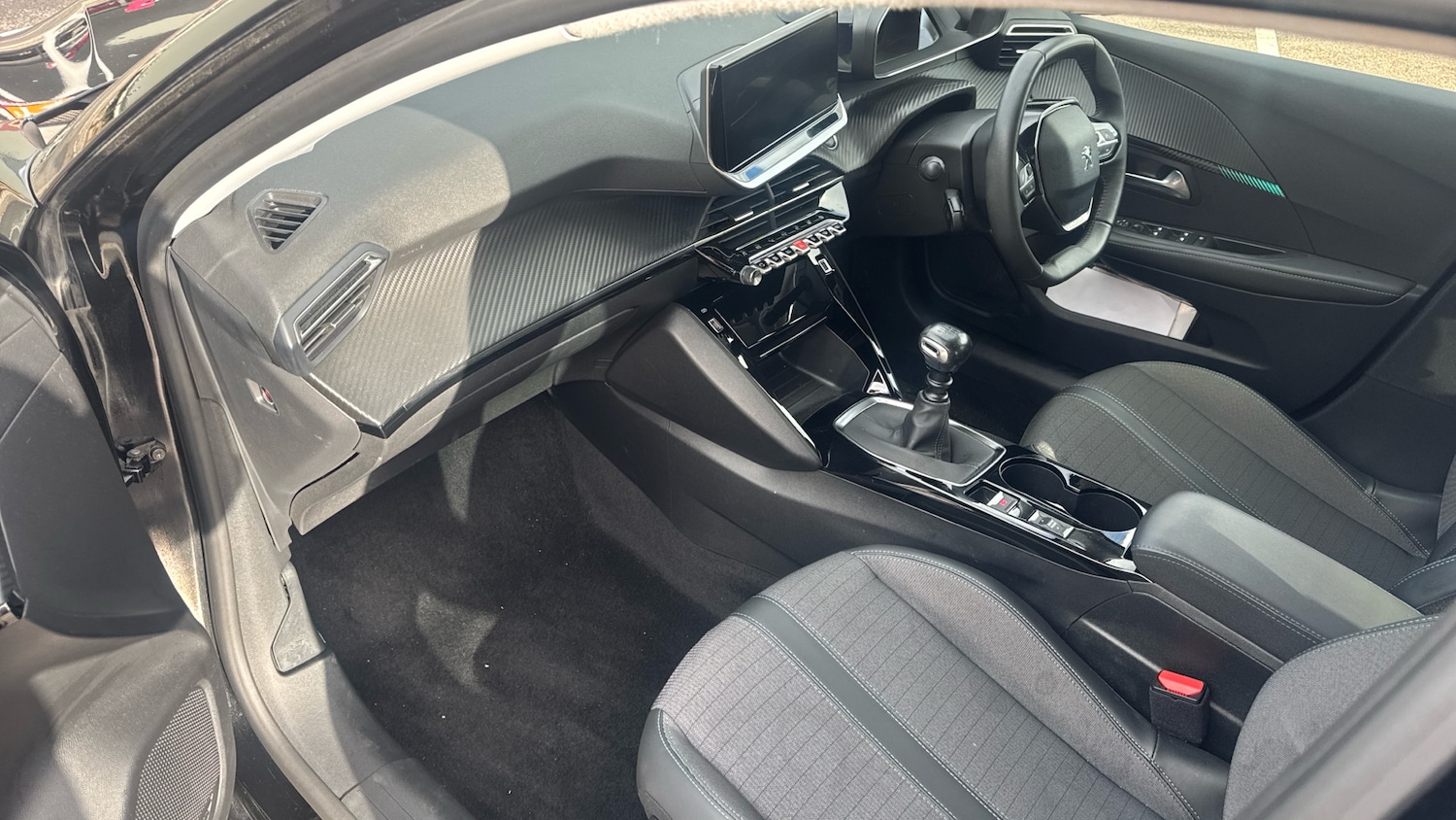 Used Peugeot 208 2022 for sale - 76372182: Photo 12