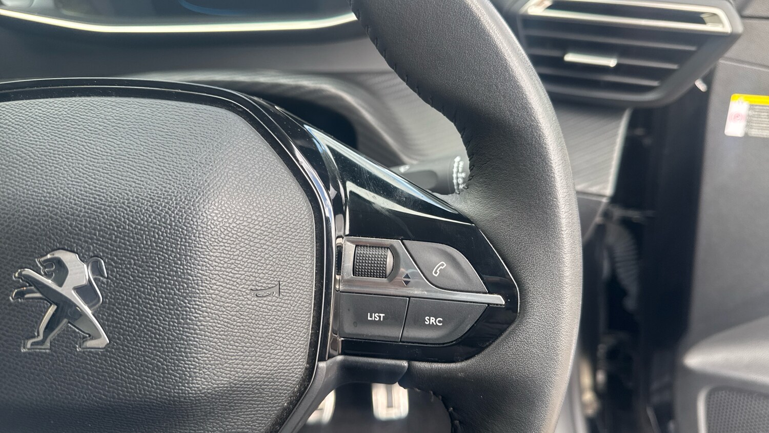 Used Peugeot 208 2022 for sale - 76372182: Photo 24