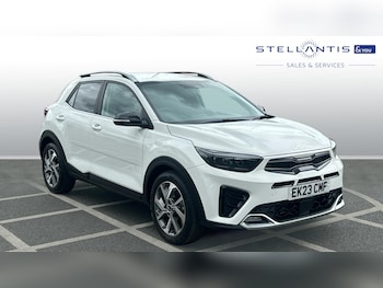 Used Kia Stonic 2023 for sale - 78637441: Photo