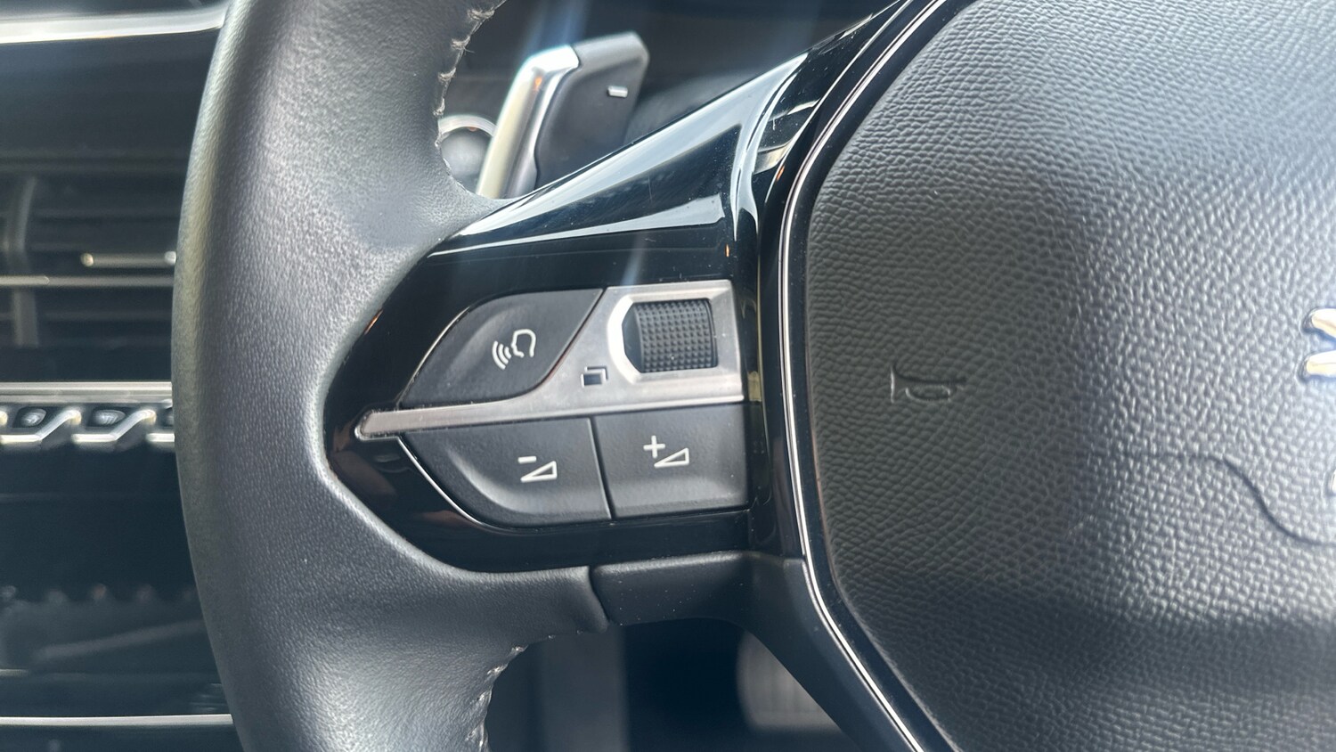 Used Peugeot 208 2022 for sale - 78205945: Photo 23