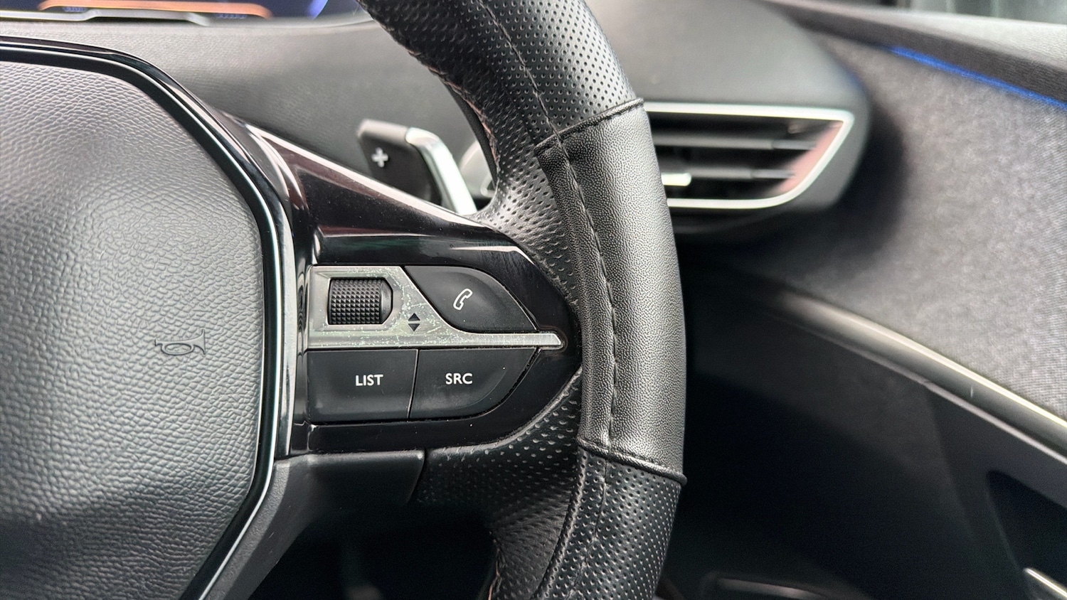 Used Peugeot 3008 2020 for sale - 77067388: Photo 25