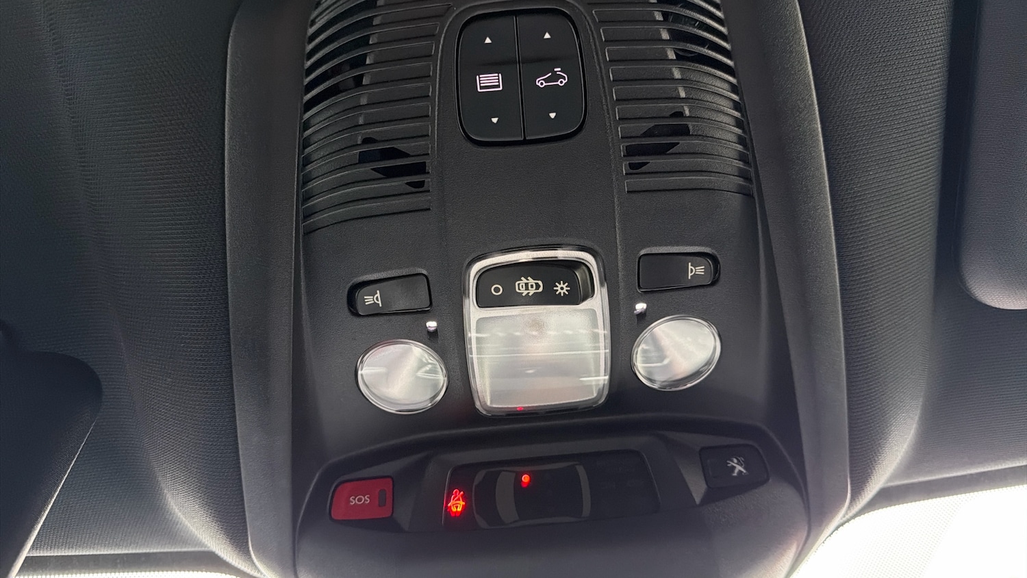 Used Peugeot 3008 2020 for sale - 77067388: Photo 32