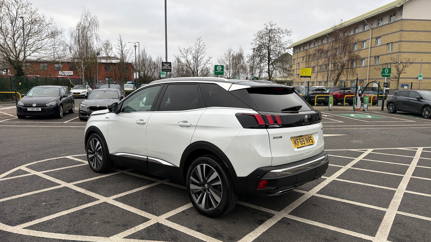 Used Peugeot 3008 2020 for sale - 77067388: Photo 6