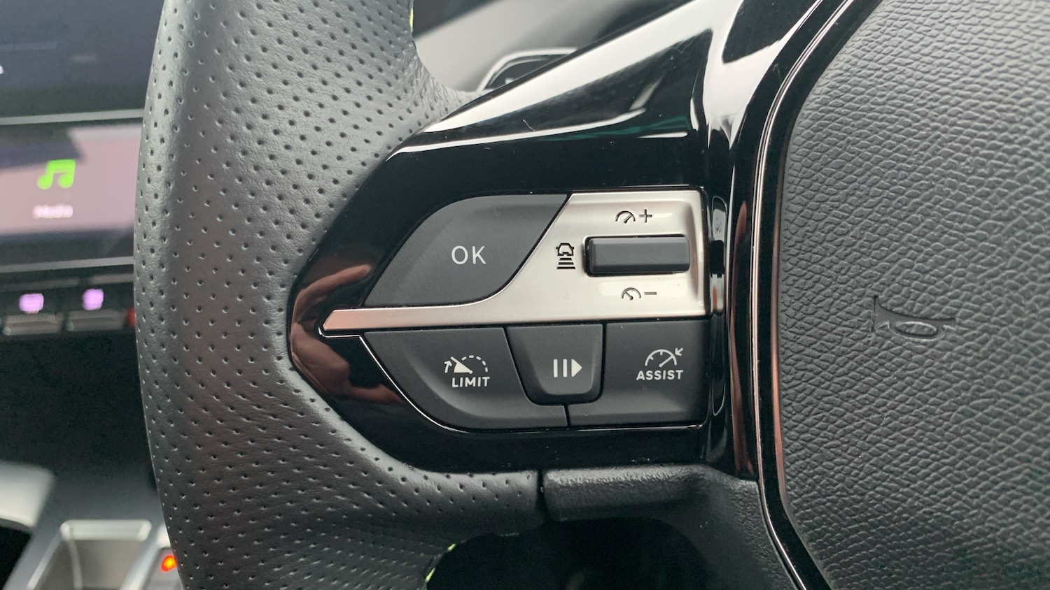 Used Peugeot 408 2024 for sale - 77075208: Photo 24