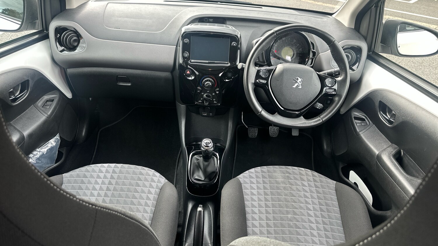 Used Peugeot 108 2021 for sale - 76190400: Photo 4