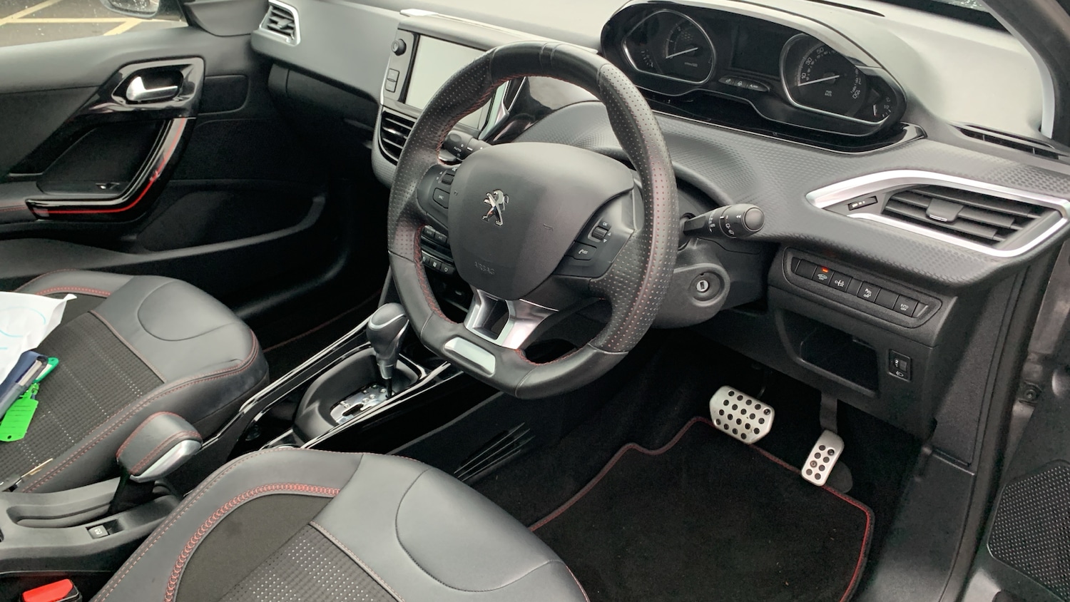 Used Peugeot 2008 2019 for sale - 76597618: Photo 11