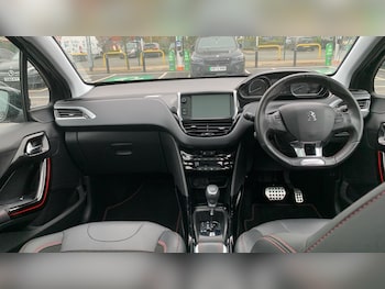 Used Peugeot 2008 2019 for sale - 76597618: Photo