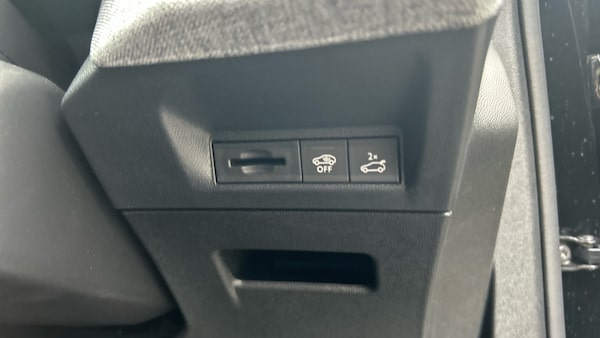 Used Peugeot 5008 2025 for sale - 76216488: Photo 34