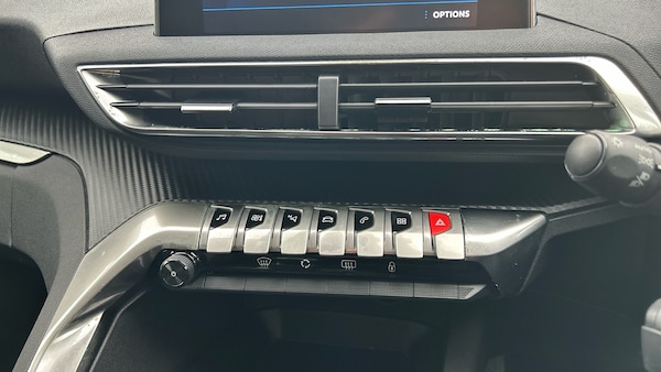 Used Peugeot 5008 2022 for sale - 76216478: Photo 13
