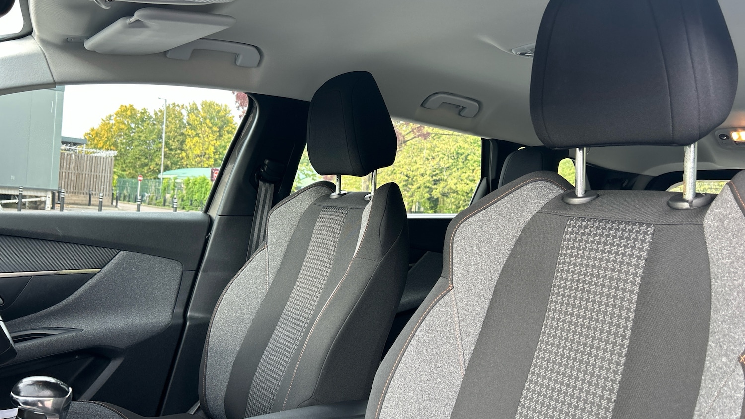 Used Peugeot 5008 2022 for sale - 76216478: Photo 32