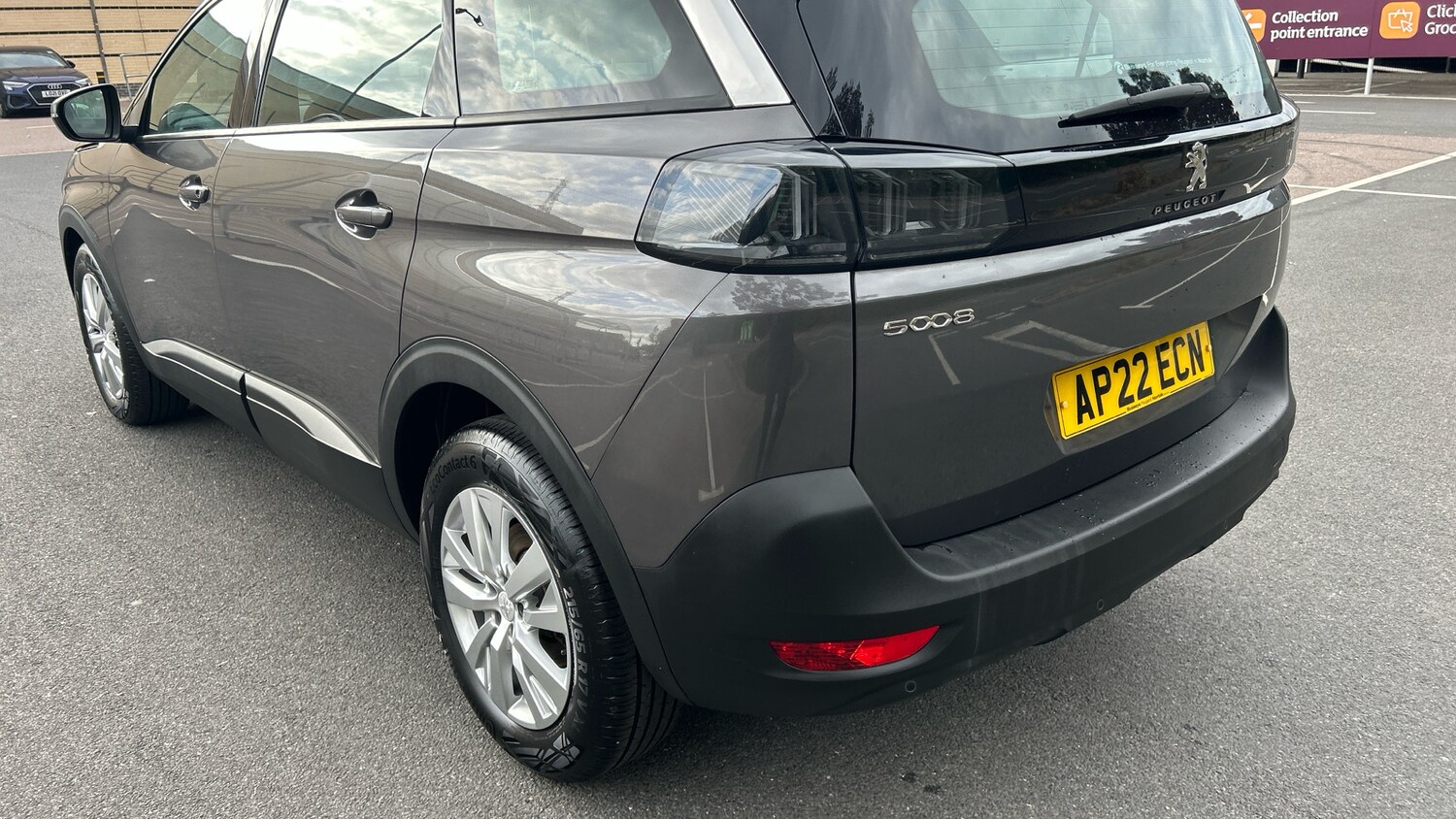 Used Peugeot 5008 2022 for sale - 76216478: Photo 35