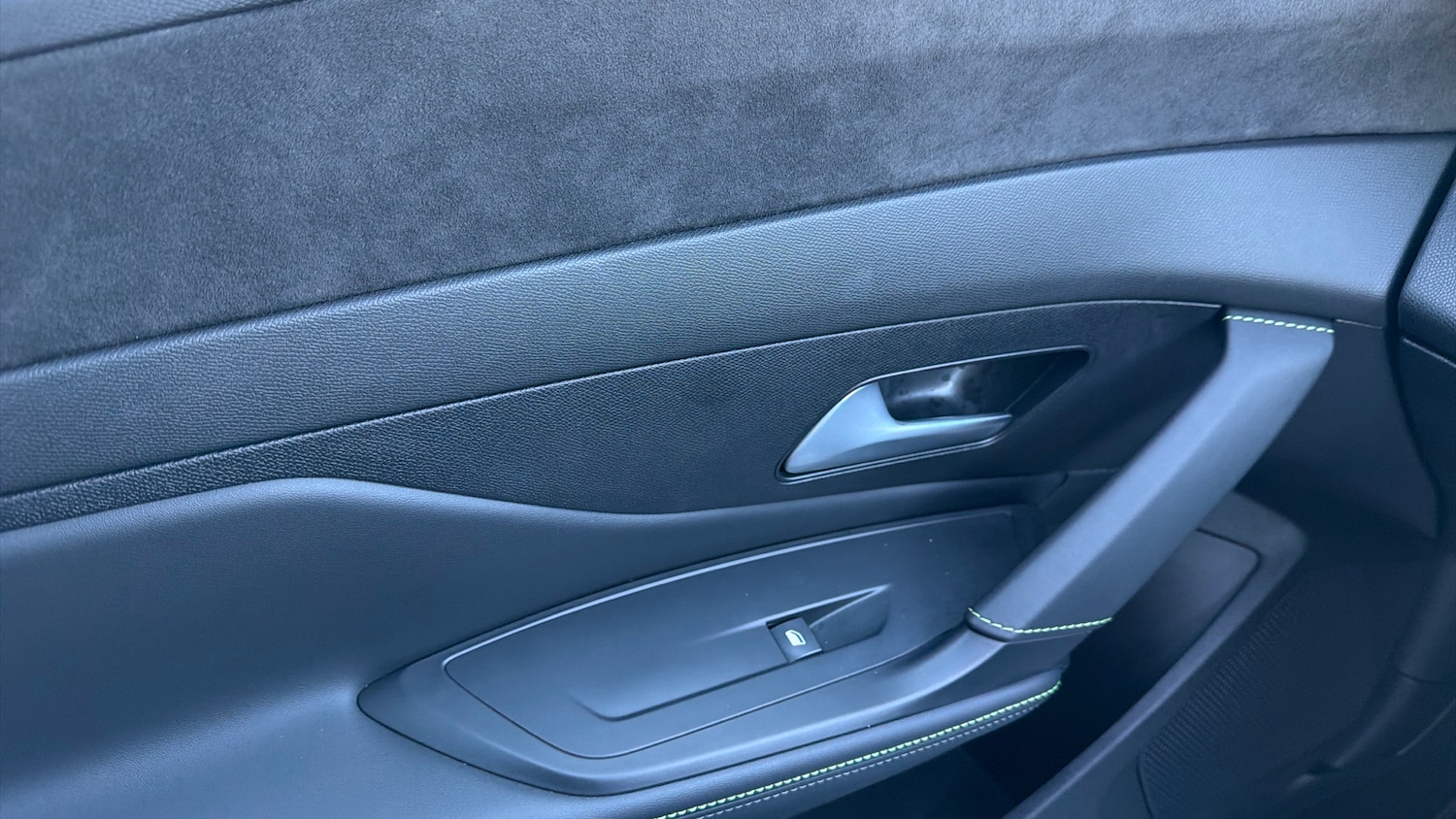 Used Peugeot 308 2024 for sale - 77218072: Photo 37