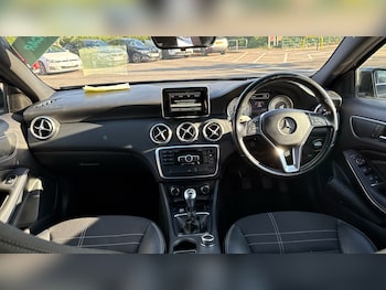 Used Mercedes-Benz A-Class 2015 for sale - 75811765: Photo