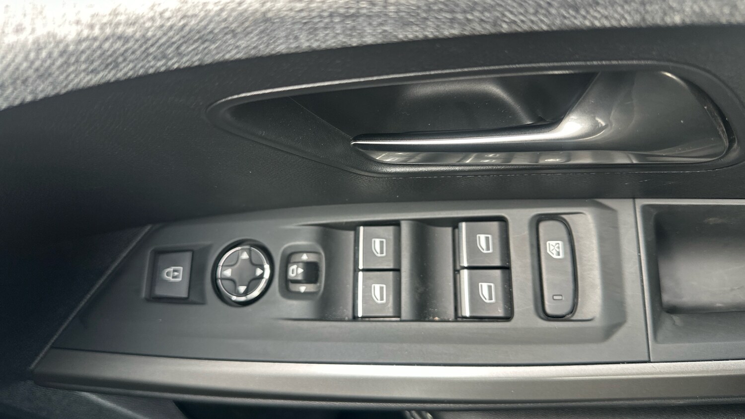 Used Peugeot 5008 2025 for sale - 77978808: Photo 22