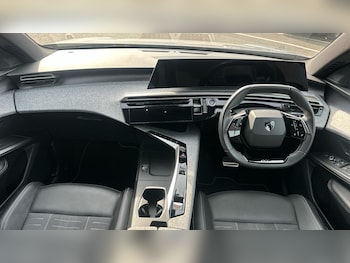 Used Peugeot 5008 2025 for sale - 77978808: Photo