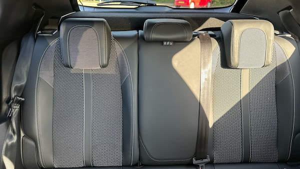 Used Peugeot 2008 2024 for sale - 76241114: Photo 25