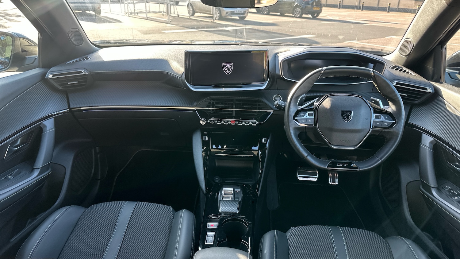 Used Peugeot 2008 2024 for sale - 76241114: Photo 4