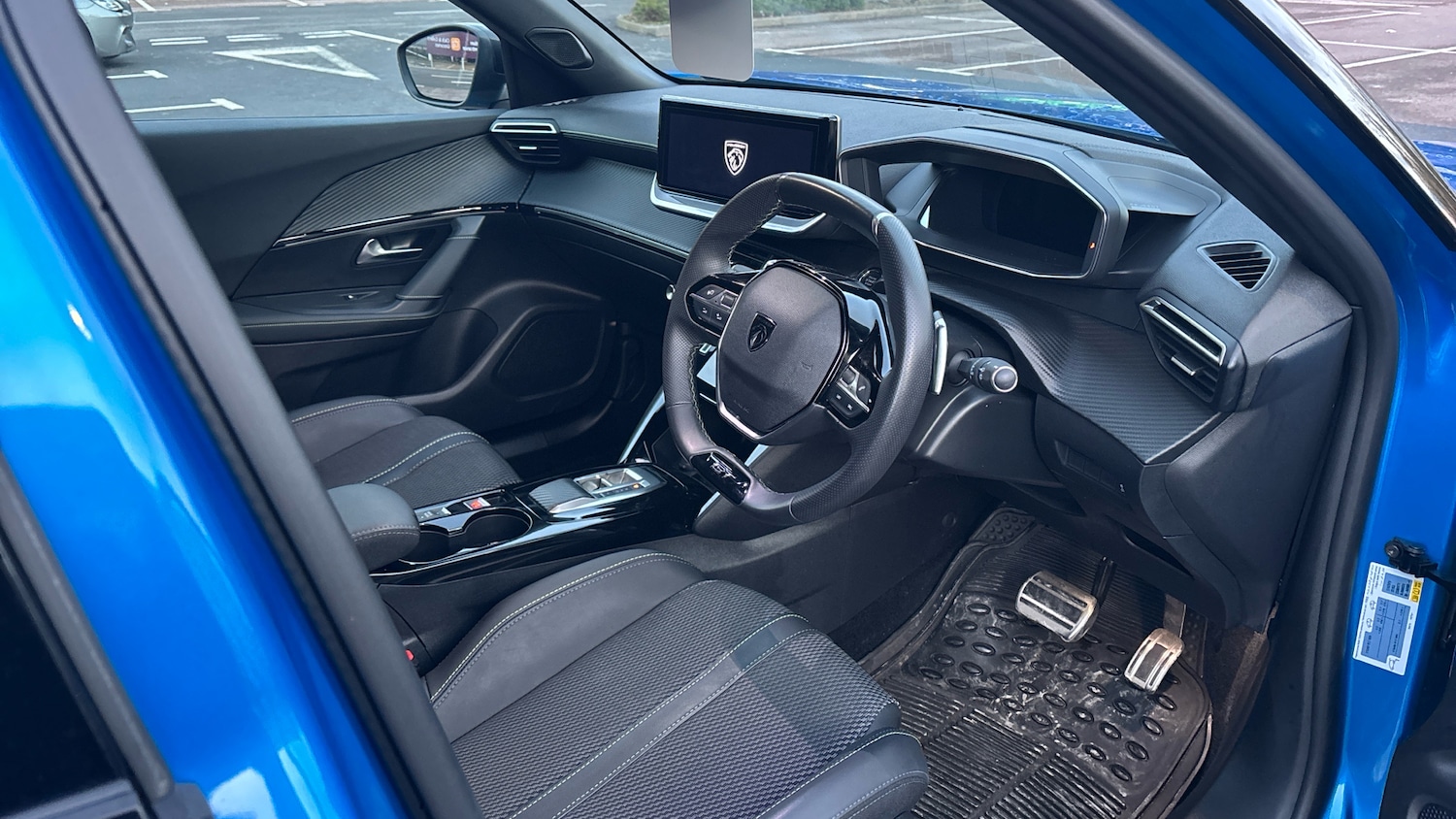 Used Peugeot 2008 2024 for sale - 76803262: Photo 11