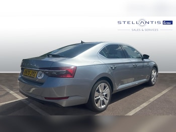 Used Skoda Superb 2020 for sale - 75464512: Photo