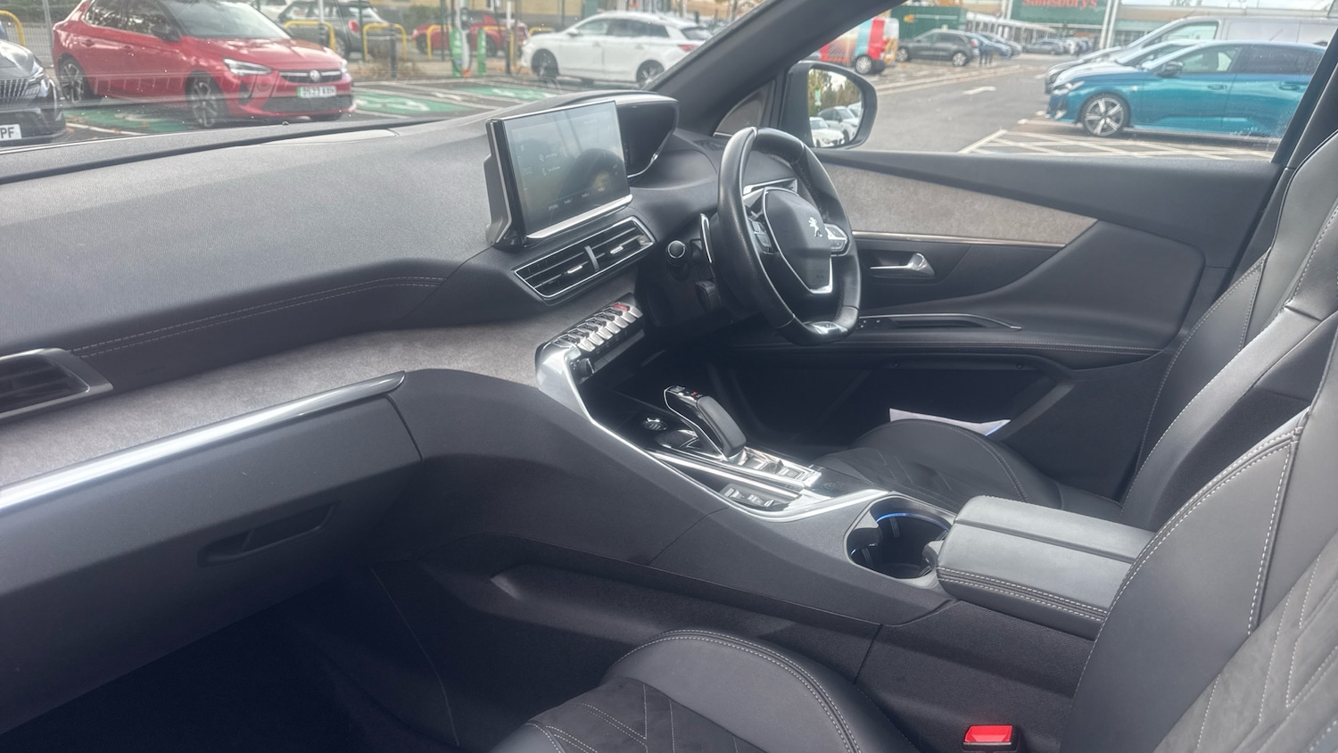 Used Peugeot 3008 2022 for sale - 76307970: Photo 12