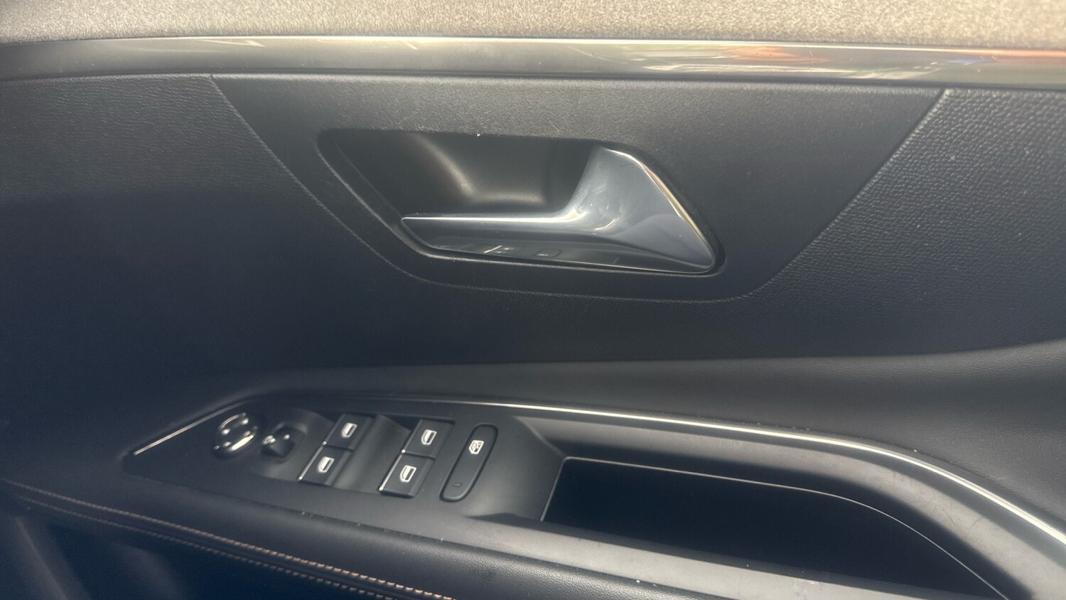 Used Peugeot 3008 2022 for sale - 76307970: Photo 22