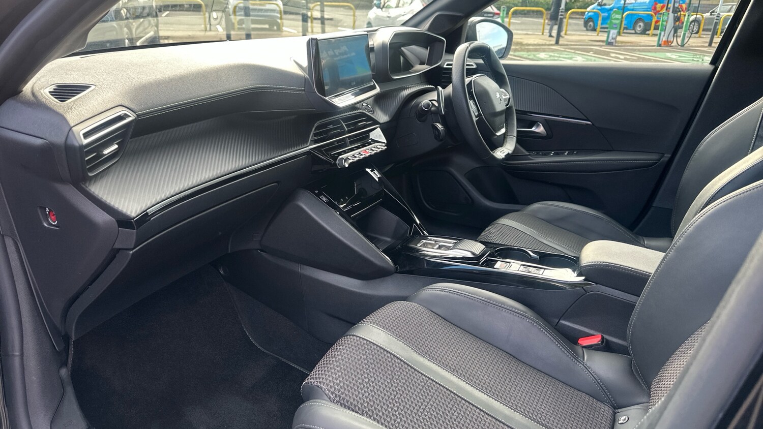 Used Peugeot 208 2023 for sale - 78117171: Photo 12