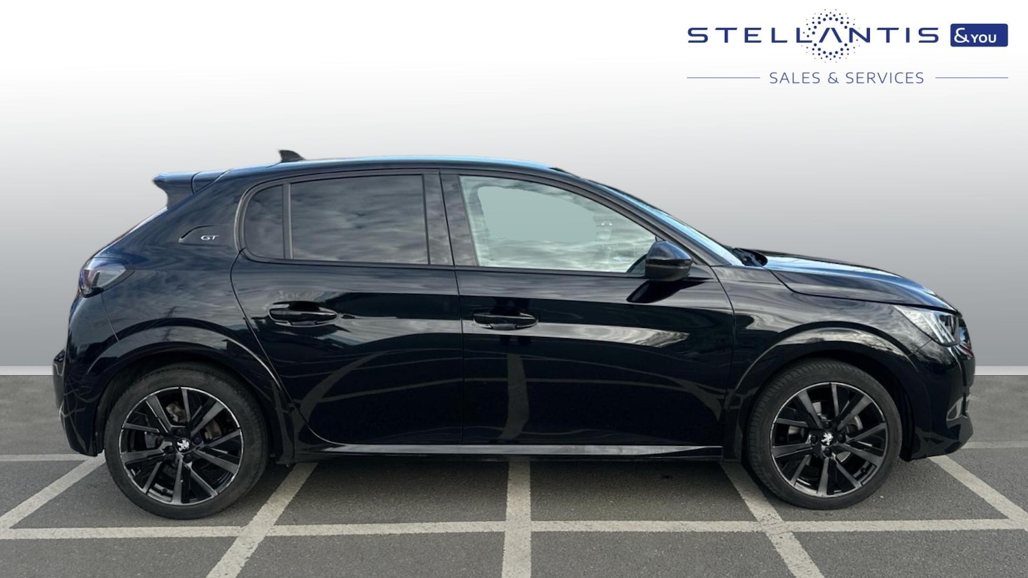 Used Peugeot 208 2023 for sale - 78117171: Photo 2