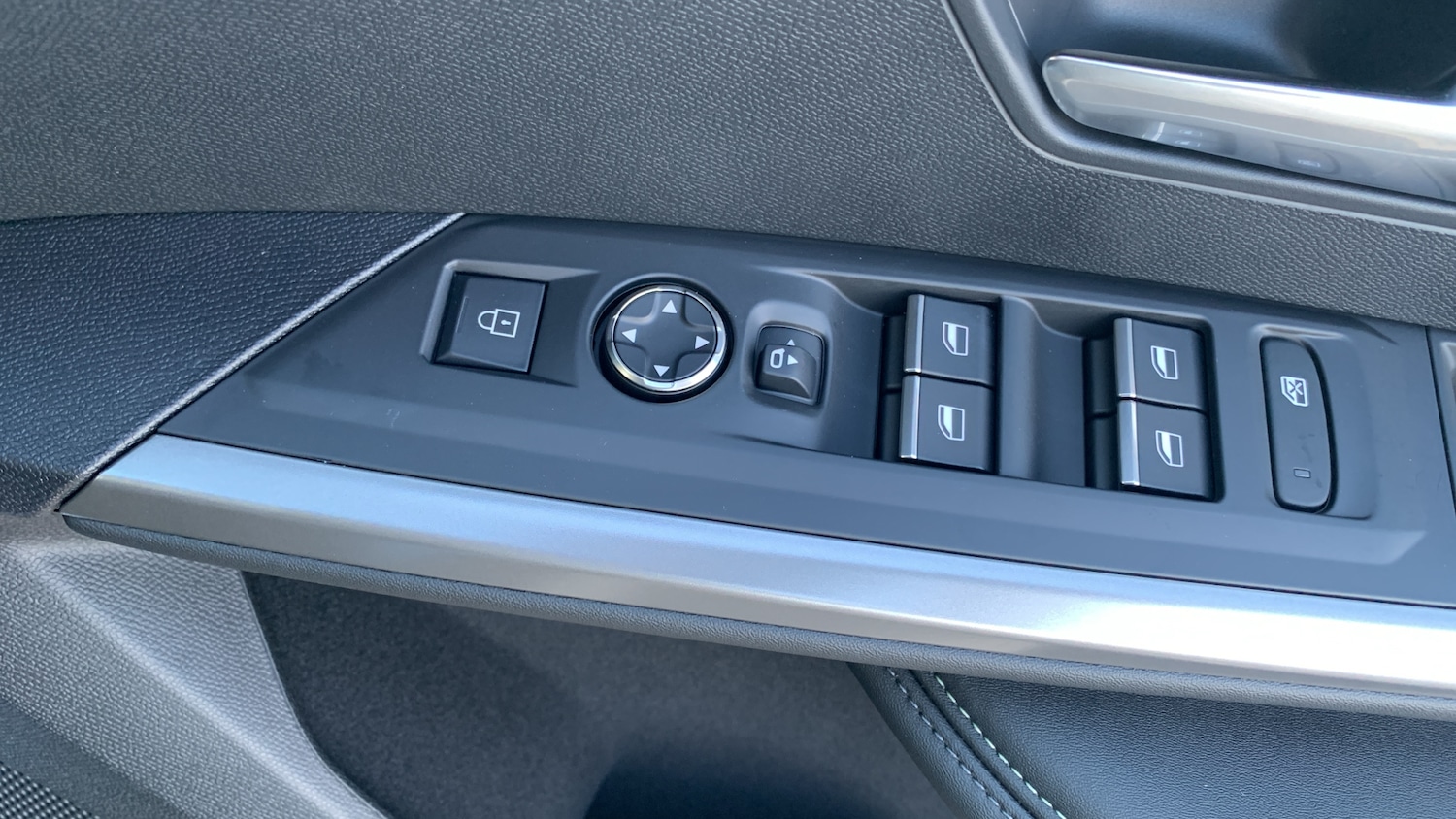 Used Peugeot 5008 2025 for sale - 76927454: Photo 22