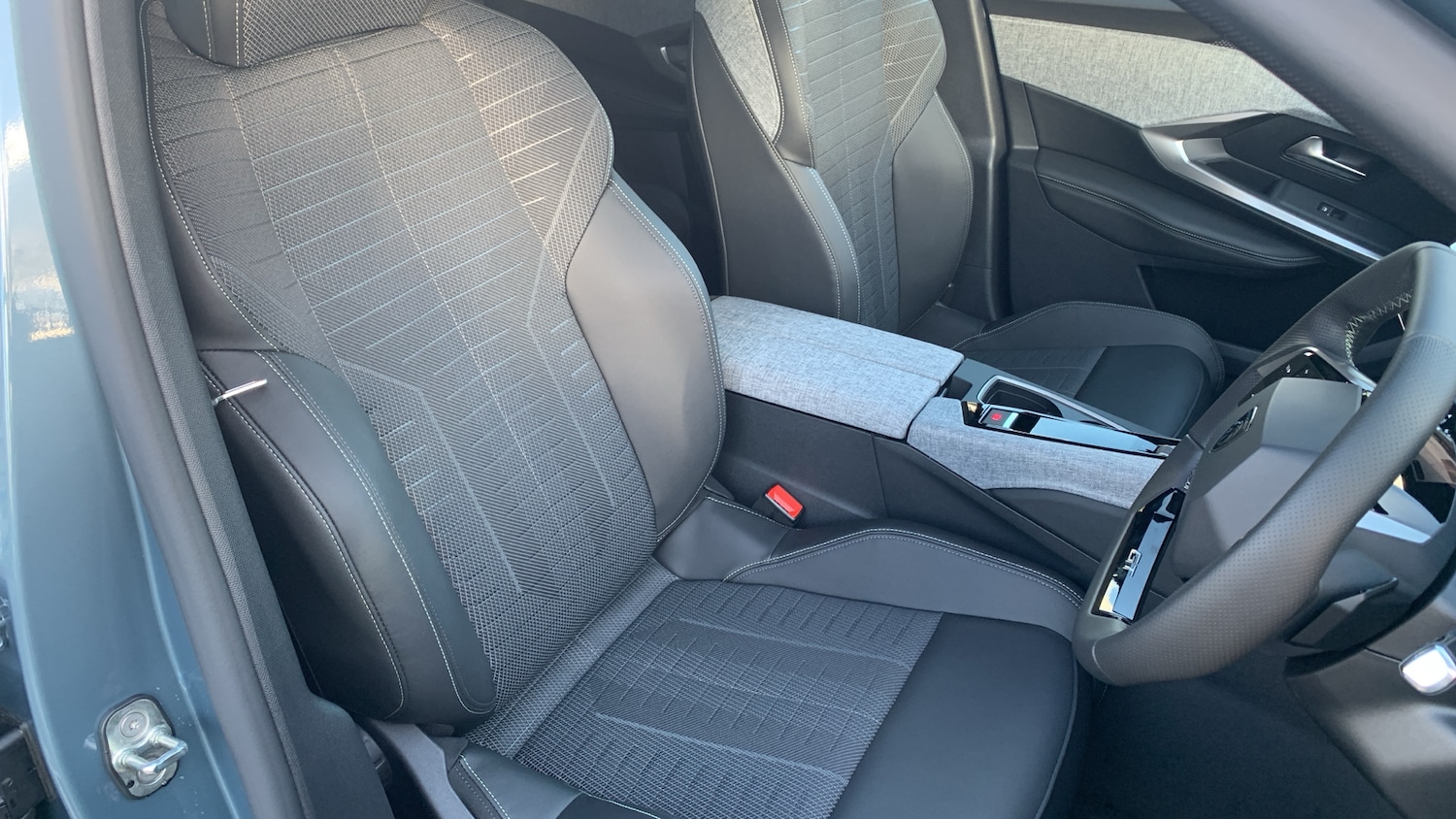 Used Peugeot 5008 2025 for sale - 76927454: Photo 40