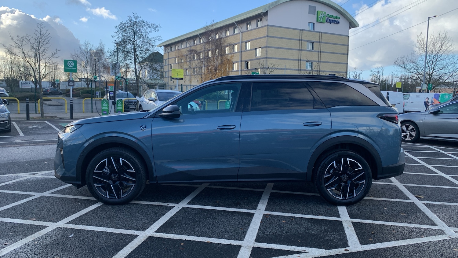 Used Peugeot 5008 2025 for sale - 76927454: Photo 6