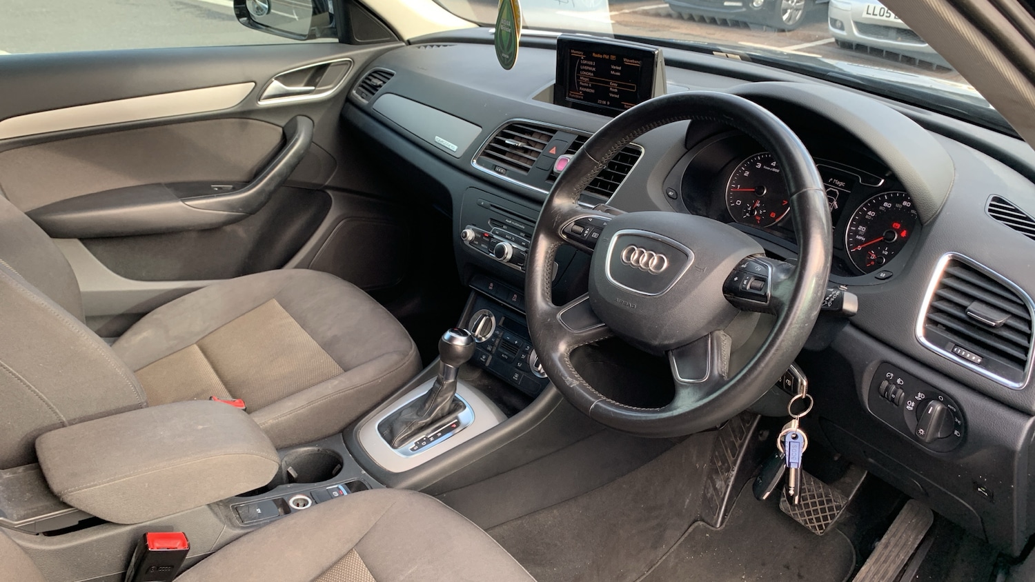 Used Audi Q3 2013 for sale - 76574463: Photo 11