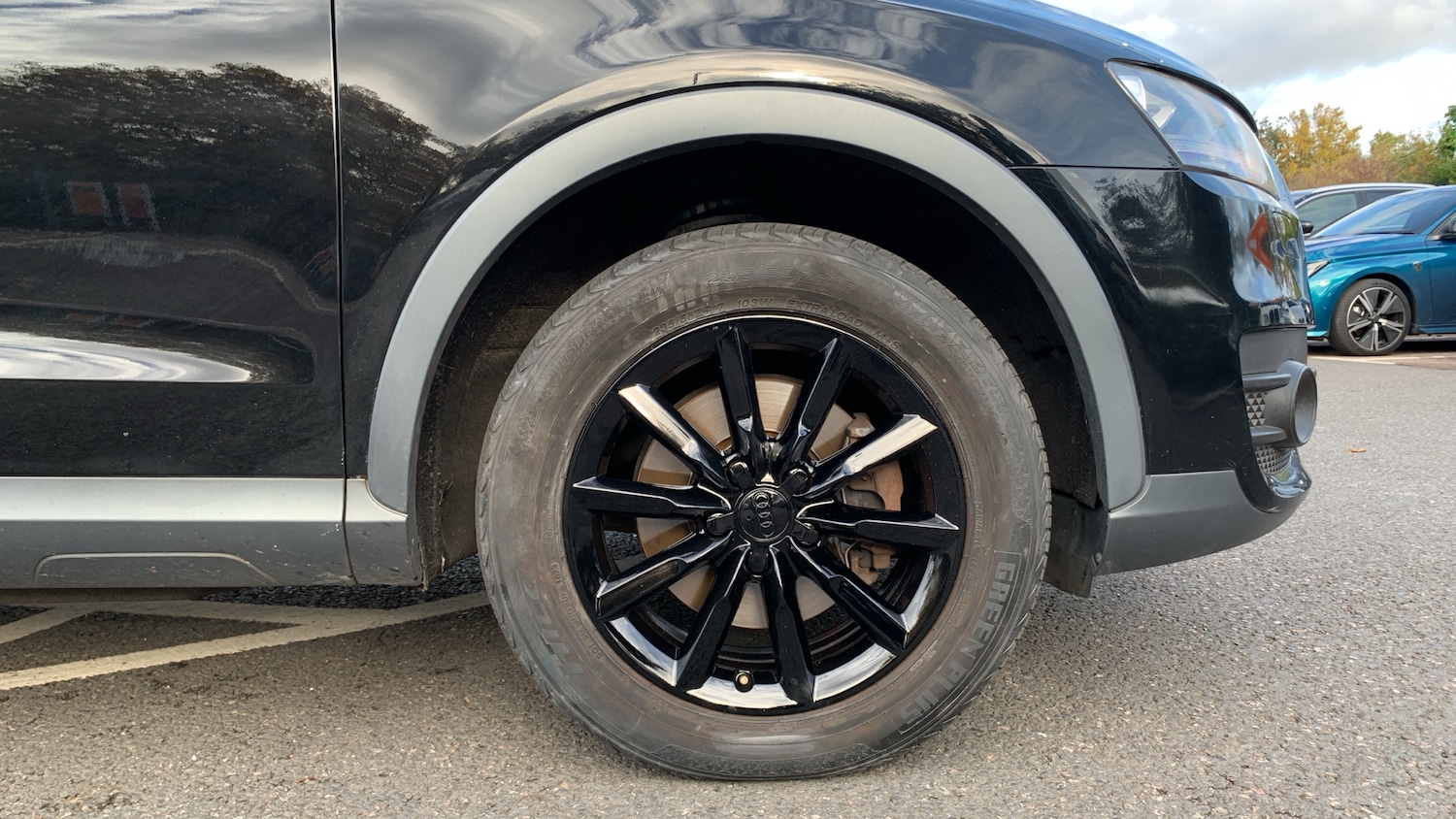 Used Audi Q3 2013 for sale - 76574463: Photo 17