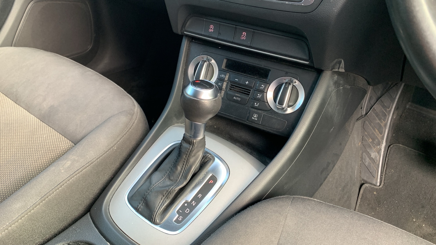 Used Audi Q3 2013 for sale - 76574463: Photo 20