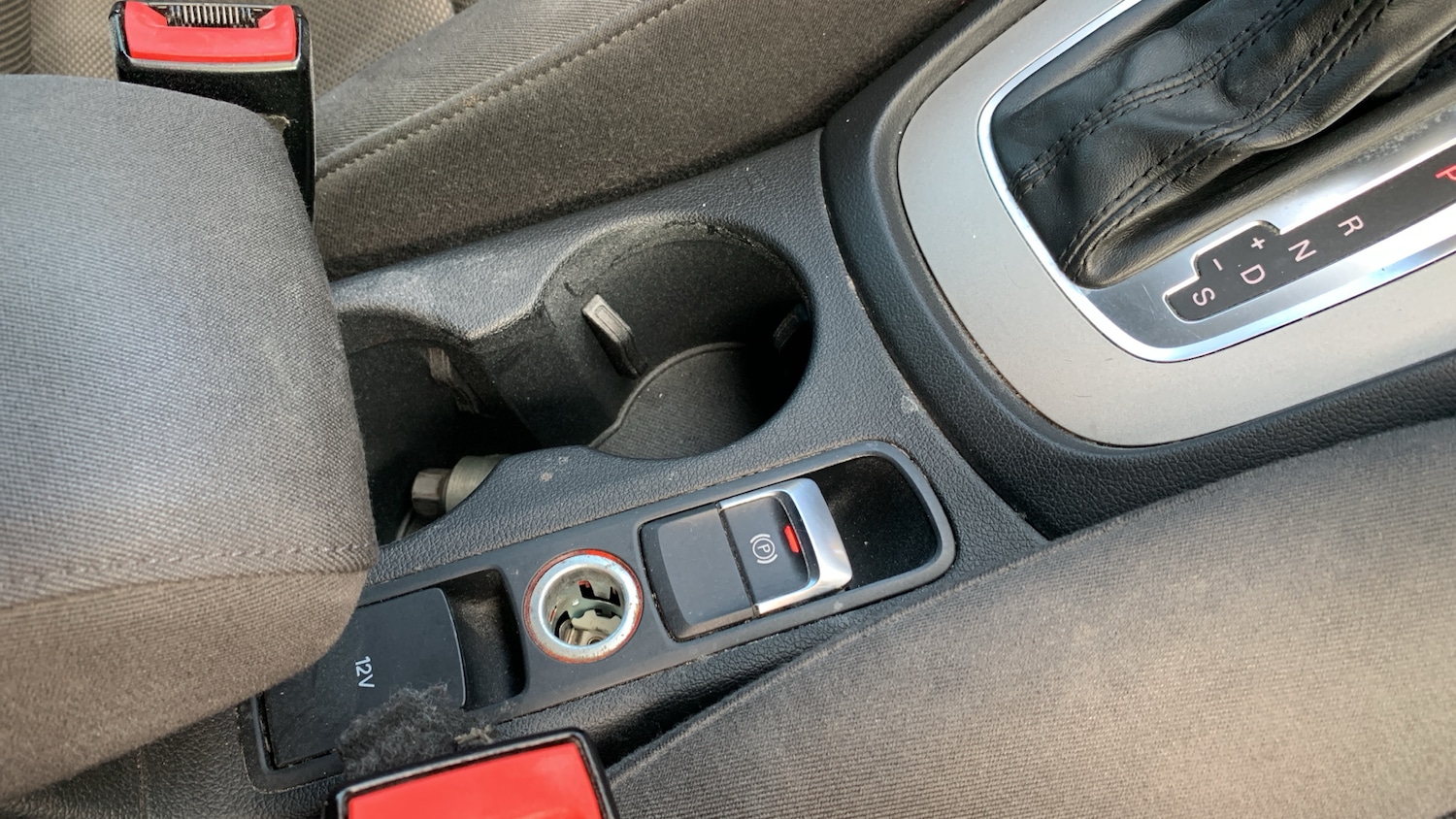 Used Audi Q3 2013 for sale - 76574463: Photo 21