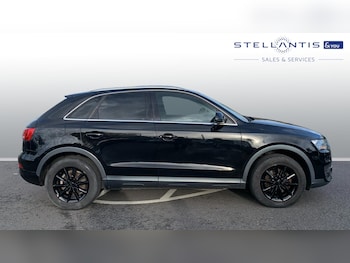 Used Audi Q3 2013 for sale - 76574463: Photo