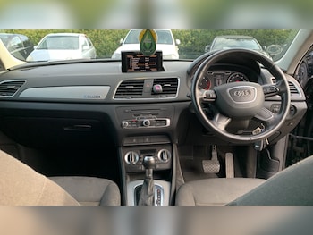 Used Audi Q3 2013 for sale - 76574463: Photo