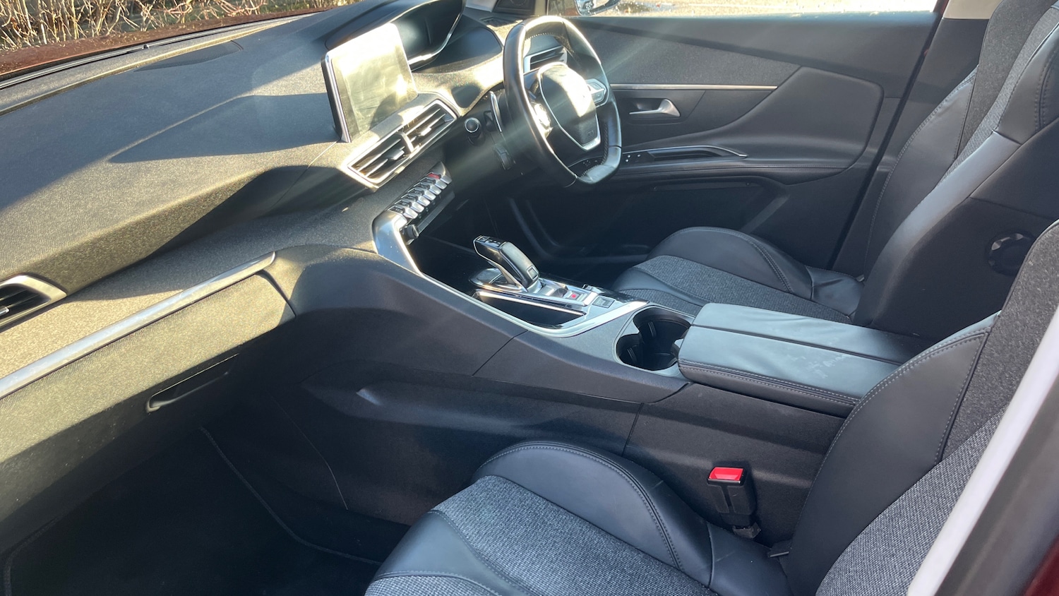 Used Peugeot 3008 2017 for sale - 77204877: Photo 13