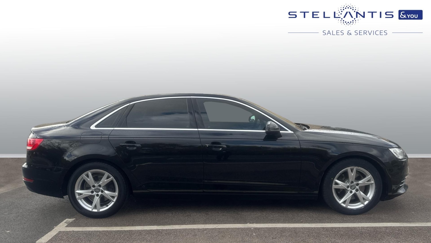 Used Audi A4 2017 for sale - 76447034: Photo 2