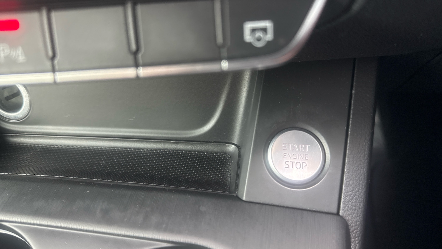 Used Audi A4 2017 for sale - 76447034: Photo 40