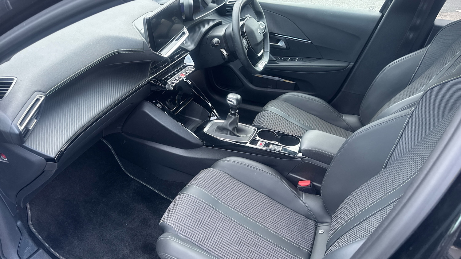 Used Peugeot 208 2022 for sale - 76447035: Photo 12